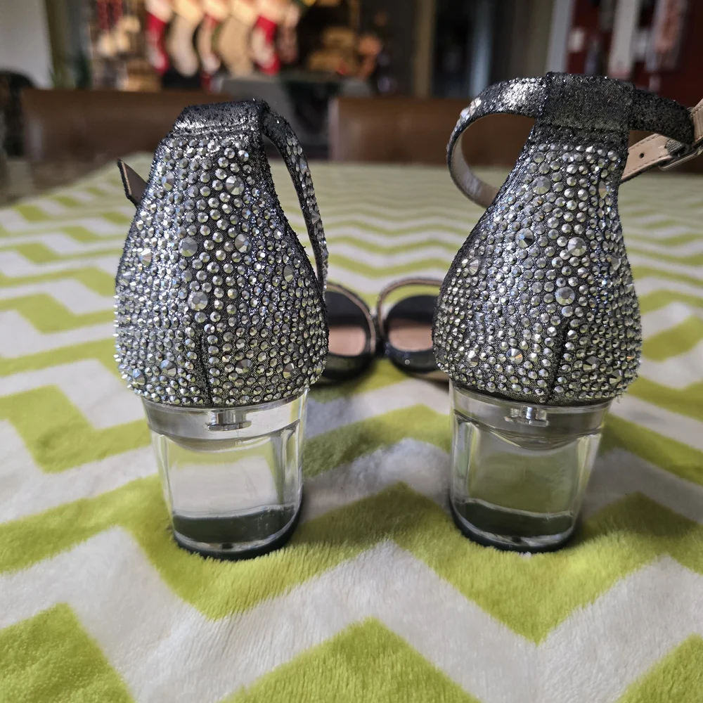 Steve Madden Black and Silver Rhinestone Girl's Heels Size: 4M